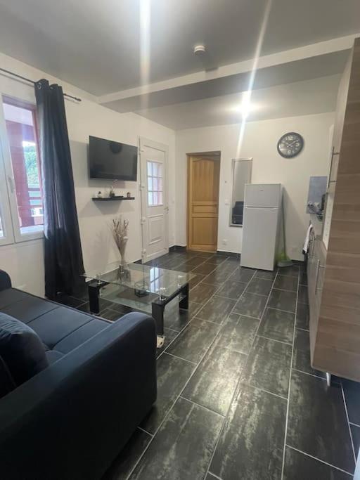 L8 - Villiers-Le-Bel Proche Roissy & Paris Apartment Exterior photo